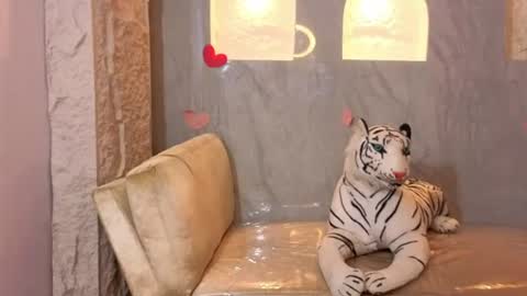 Snapshot of cony_curly_b chatting on July 26, 3:19 pm Online 2200 - 0600 online show from July 26, 3:19 pm