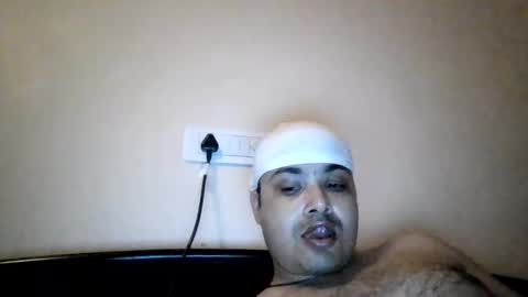 Cool Breeze09 online show from May 27, 6:49 pm