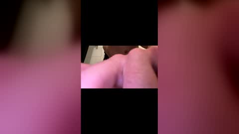 Snapshot of coooocoooo09 chatting on February 23, 3:20 pm coooocoooo09 online show from February 23, 3:20 pm