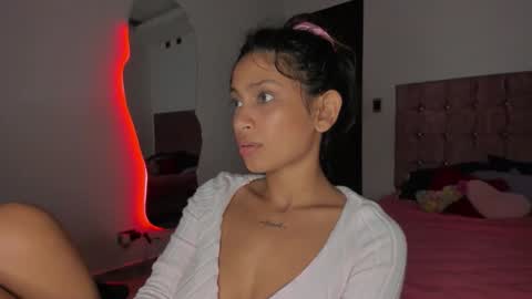  CORA  online show from May 28, 4:43 am