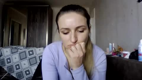 cora_fora online show from January 14, 11:05 am