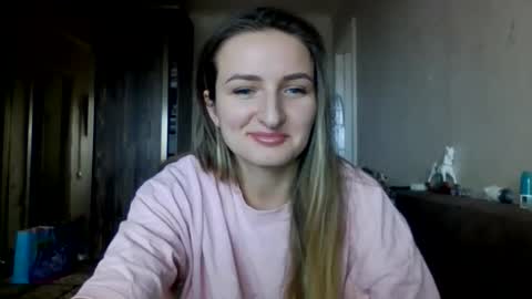 cora_fora online show from February 12, 10:43 am