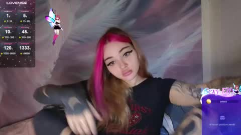 coralie20 online show from March 4, 9:18 am