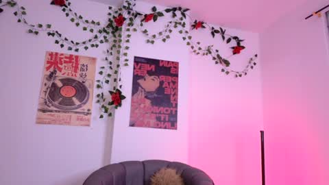 Coralie Bronson online show from July 24, 12:19 am