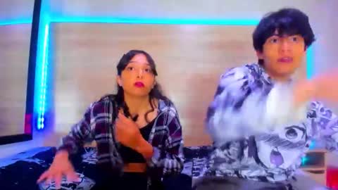 coralive_adoniscm101 online show from February 20, 3:36 am