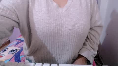 Snapshot of corinnahothotxxx chatting on February 1, 1:53 pm corinnahothotxxx online show from February 1, 1:53 pm