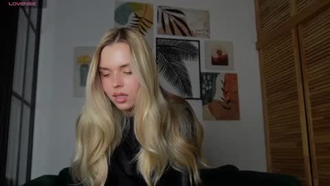 Im Cornelia FANSLY   free telegram  INSTA online show from July 1, 7:57 pm