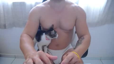 Snapshot of corolaxxl chatting on February 1, 2:59 pm corolaxxl online show from February 1, 2:59 pm