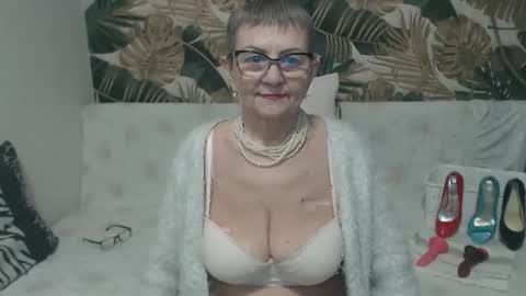 corssika online show from April 29, 6:58 pm