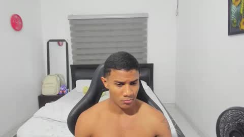 Ethan  online show from March 31, 11:27 pm