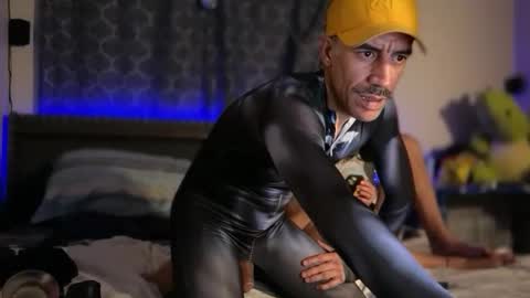 Queer Vibes  Slow Burn  Good Energy  online show from January 15, 2:38 am