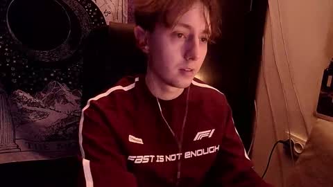 Snapshot of cosmonudes chatting on March 12, 5:52 pm Barry online show from March 12, 5:52 pm