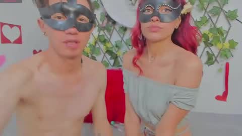 couple_2533 online show from April 5, 11:51 am