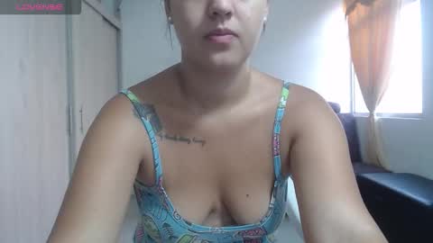 Snapshot of couple_sexandlove chatting on November 18, 12:31 pm ALEJANDRO Y EMILY online show from November 18, 12:31 pm