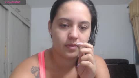 Snapshot of couple_sexandlove chatting on November 30, 12:14 am ALEJANDRO Y EMILY online show from November 30, 12:14 am