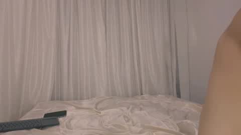 Couple sexxo online show from March 7, 9:45 pm