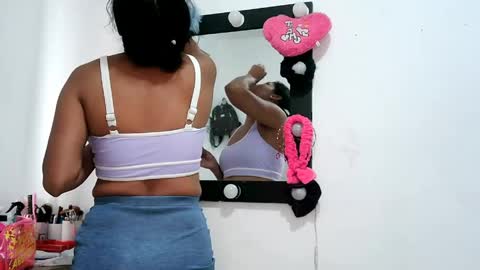 coupleeswetthott online show from May 31, 2:13 pm