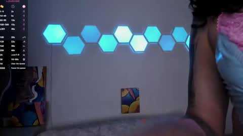 Emily  Andy online show from May 22, 2:40 am
