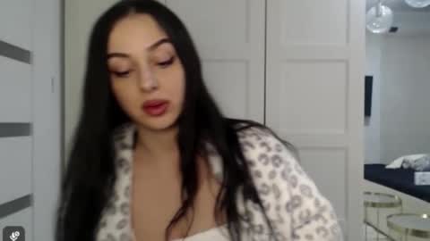 Courtney online show from February 11, 4:12 pm