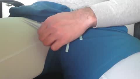 courtneylawson19 online show from March 22, 11:35 am