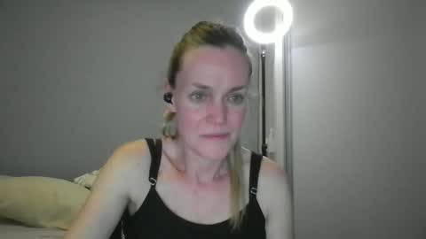 Anny online show from December 15, 12:37 am