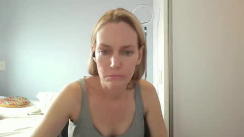 Anny online show from February 26, 12:37 pm