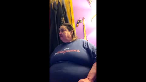 Snapshot of crazygirl802 chatting on April 6, 11:16 pm crazygirl802 online show from April 6, 11:16 pm