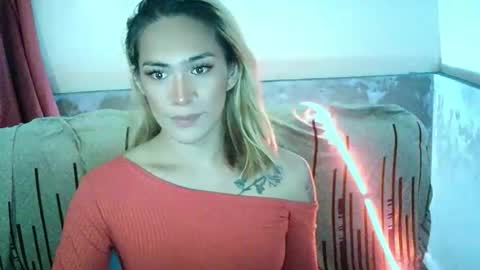 crazylovz online show from April 16, 1:01 pm