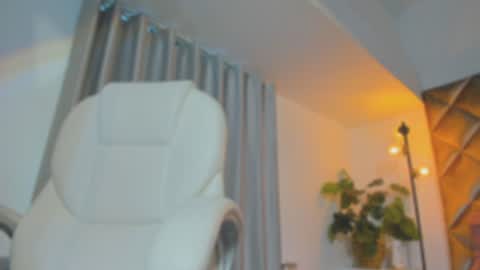 Snapshot of crazyorange4 chatting on June 28, 7:42 pm You can ask online show from June 28, 7:42 pm