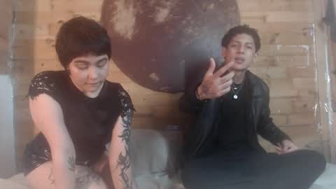  CAMILA Y SEBASTIAN online show from January 1, 4:50 am