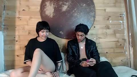  CAMILA Y SEBASTIAN online show from January 15, 1:02 am