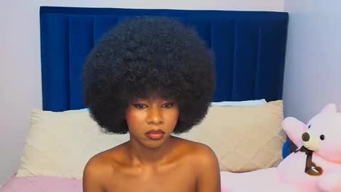 queen online show from April 23, 12:12 am