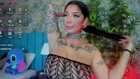 Sophie online show from June 5, 6:52 am
