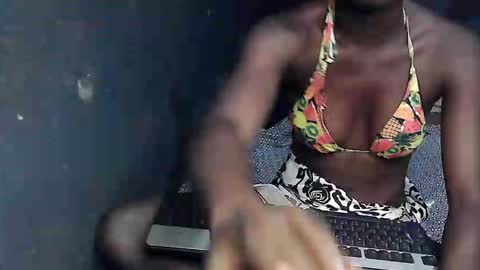 creamyxsugar online show from February 15, 3:47 am