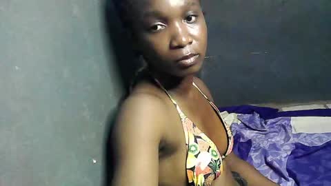 creamyxsugar online show from March 18, 9:18 pm