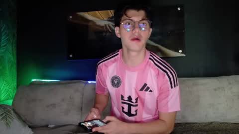 CRHISTIAN online show from April 11, 3:16 pm