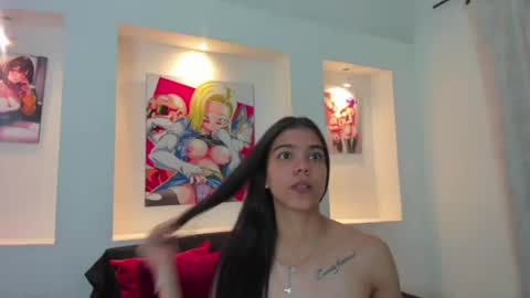 Snapshot of crisle_11 chatting on July 6, 3:03 pm Cris online show from July 6, 3:03 pm