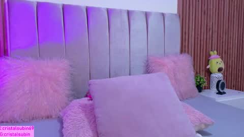 STEFANYIG cristalsubin online show from December 18, 11:38 am