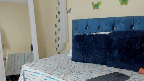 cristal walker online show from March 4, 4:20 pm