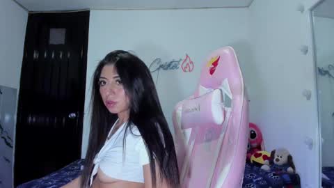 Snapshot of cristel_natt chatting on December 27, 7:35 pm Independent Model online show from December 27, 7:35 pm