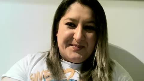 cristina20021991 online show from February 20, 7:58 pm