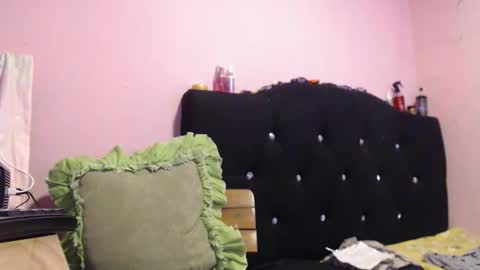 cronos_hot_888 online show from February 28, 6:31 pm