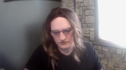 Snapshot of crossdresser_krystal chatting on December 14, 6:52 pm crossdresser krystal online show from December 14, 6:52 pm