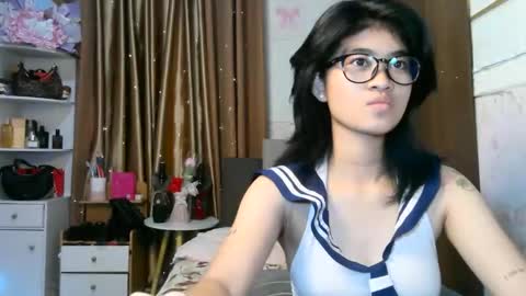 Im CruellaDont forget to follow me online show from March 17, 6:55 pm