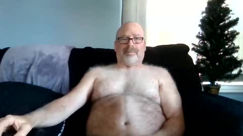 Snapshot of cruising_guy chatting on June 4, 11:38 am fun guy online show from June 4, 11:38 am
