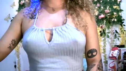 crysrus online show from February 26, 1:48 am