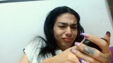 Instagram cristal espinosa1 online show from December 8, 8:09 am