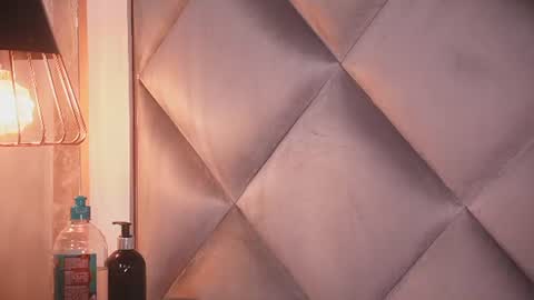 Snapshot of crystal_gilton chatting on July 11, 7:05 pm crystal_gilton online show from July 11, 7:05 pm