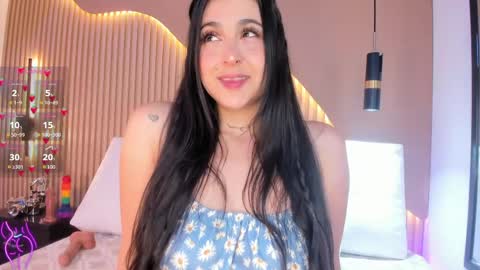 Snapshot of crystal_star16 chatting on June 2, 10:12 pm Chris online show from June 2, 10:12 pm