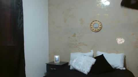 Crystal Blaze online show from March 12, 7:59 pm